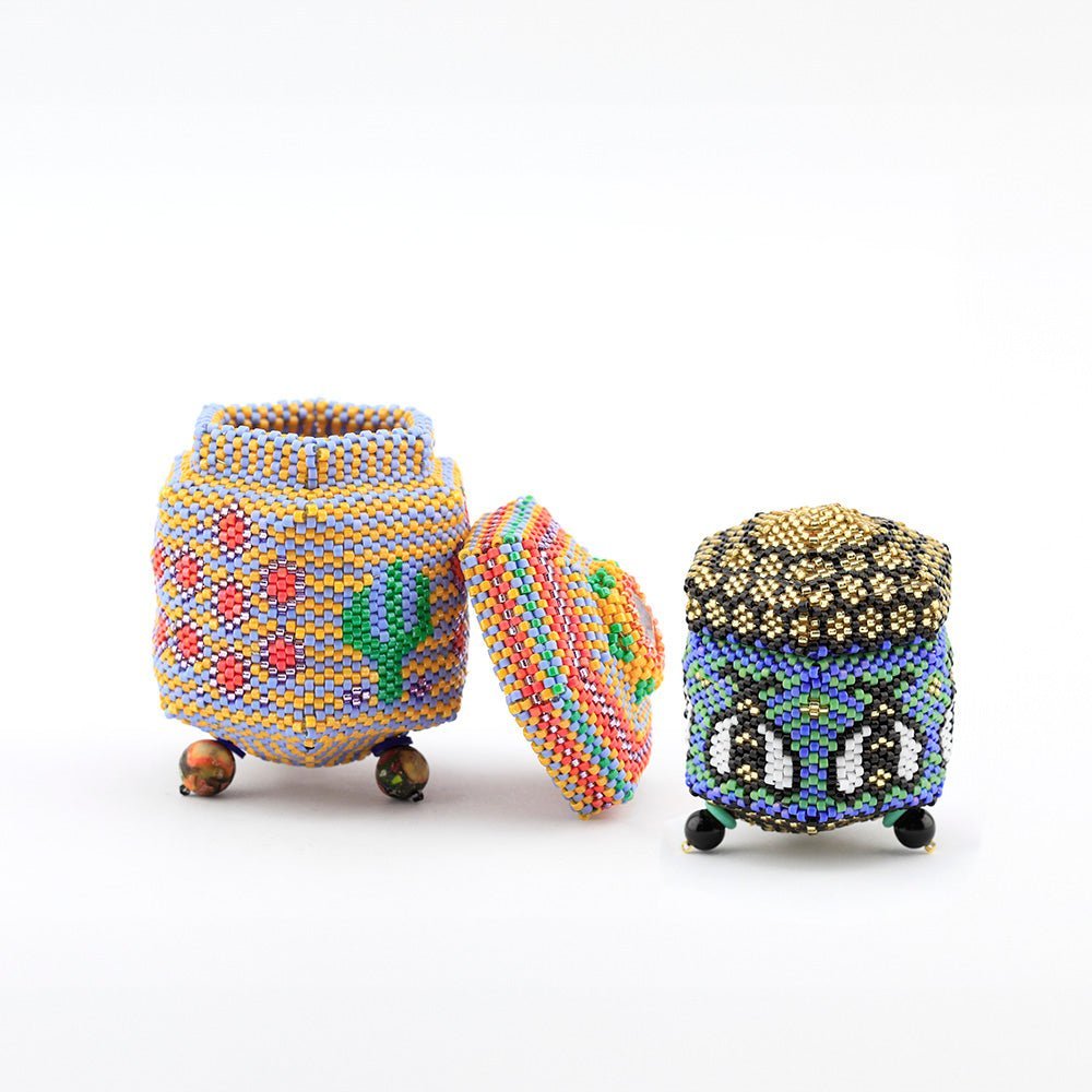 Wildfire thread beaded containers