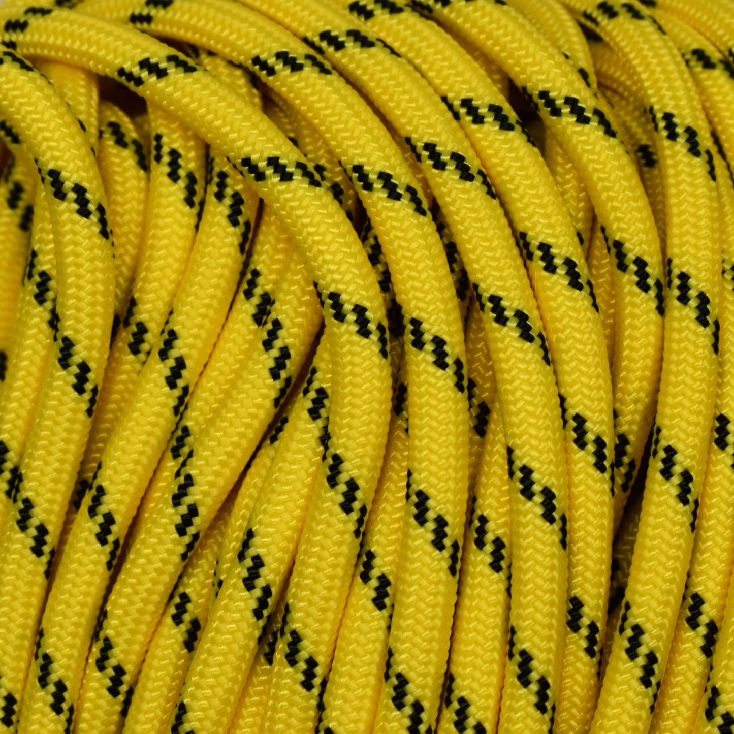 6.35 mm (1/4”) Nylon Paramax Rope Canary with Black Tracer Made in the USA Nylon/Nylon (100 ft) El Wood Braiding Co