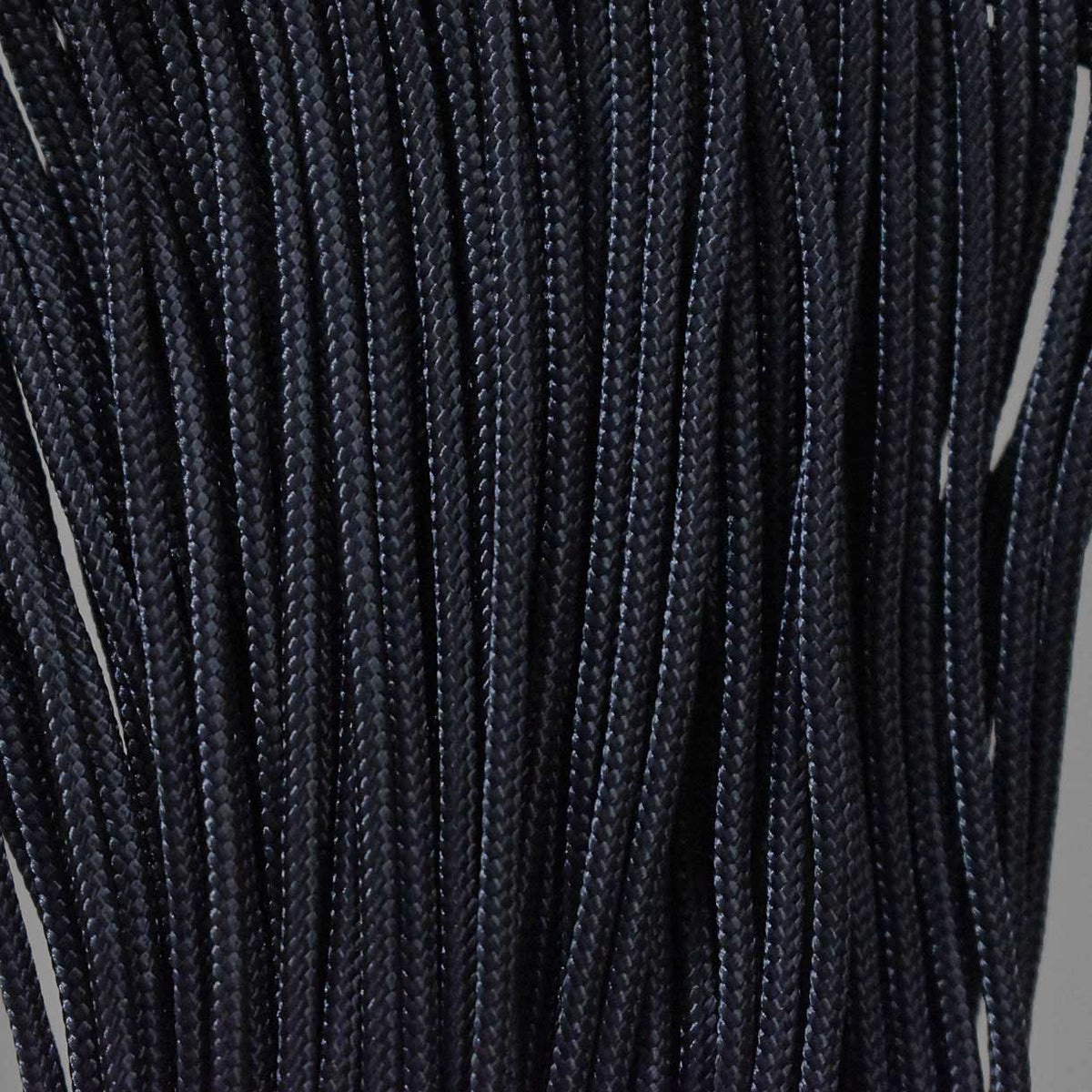 2.4 mm (3/32”) 275 Tactical Paracord FS Navy Made in the USA Nylon/Nylon (100 ft) El Wood Braiding Co