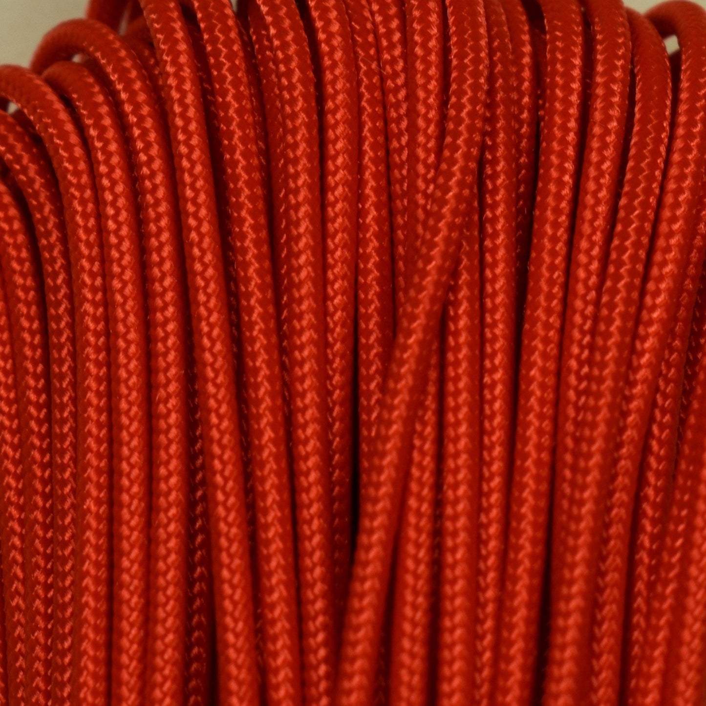 2.4 mm (3/32”) 275 Tactical Paracord Tangerine Made in the USA Nylon/Nylon (100 ft) El Wood Braiding Co