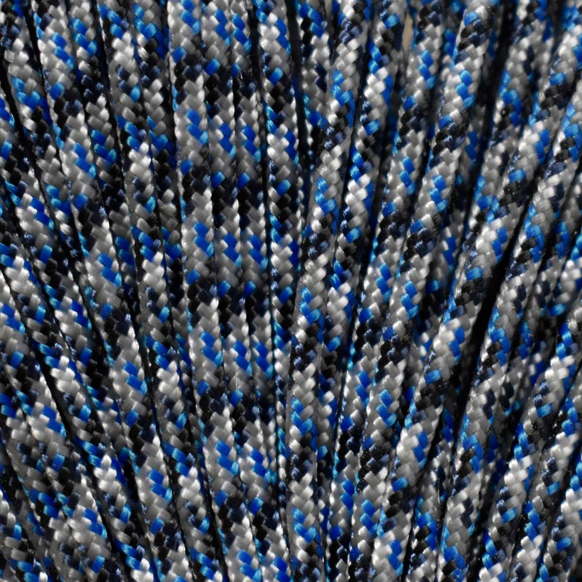 2.4 mm (3/32”) 275 Tactical Paracord Blue Camo Made in the USA Polyester/Nylon (100 ft) Atwood Rope MFG