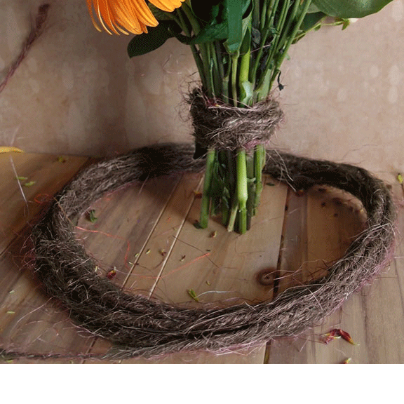3 mm (1/8") Brown Wired Sisal Rope 9.75 m (32 ft) Harvest Imports