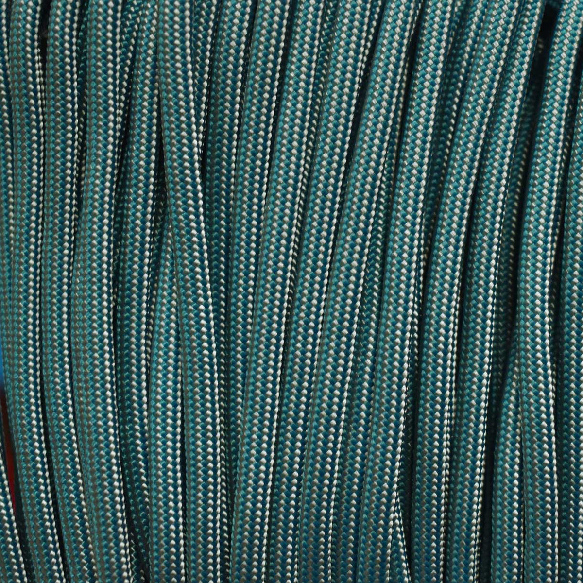 4 mm (5/32”) 550 Paracord Caribbean and White Stripes Made in the USA Nylon/Nylon (100 ft) El Wood Braiding Co