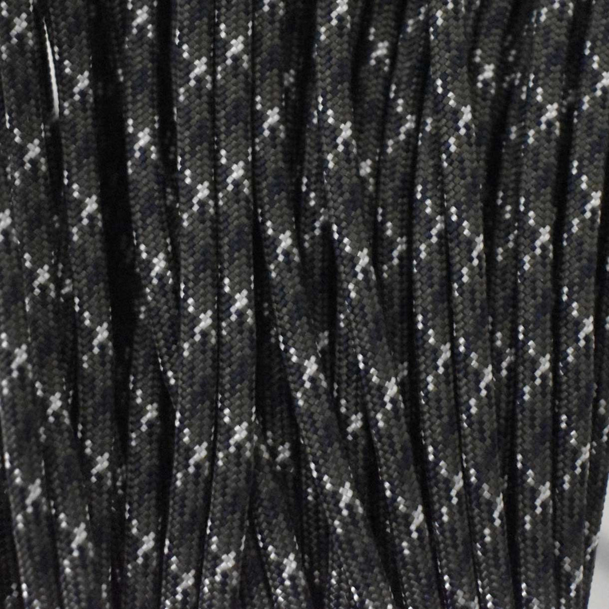 4 mm (5/32”) 550 Paracord Garrison Made in the USA Nylon/Nylon (100 ft) El Wood Braiding Co