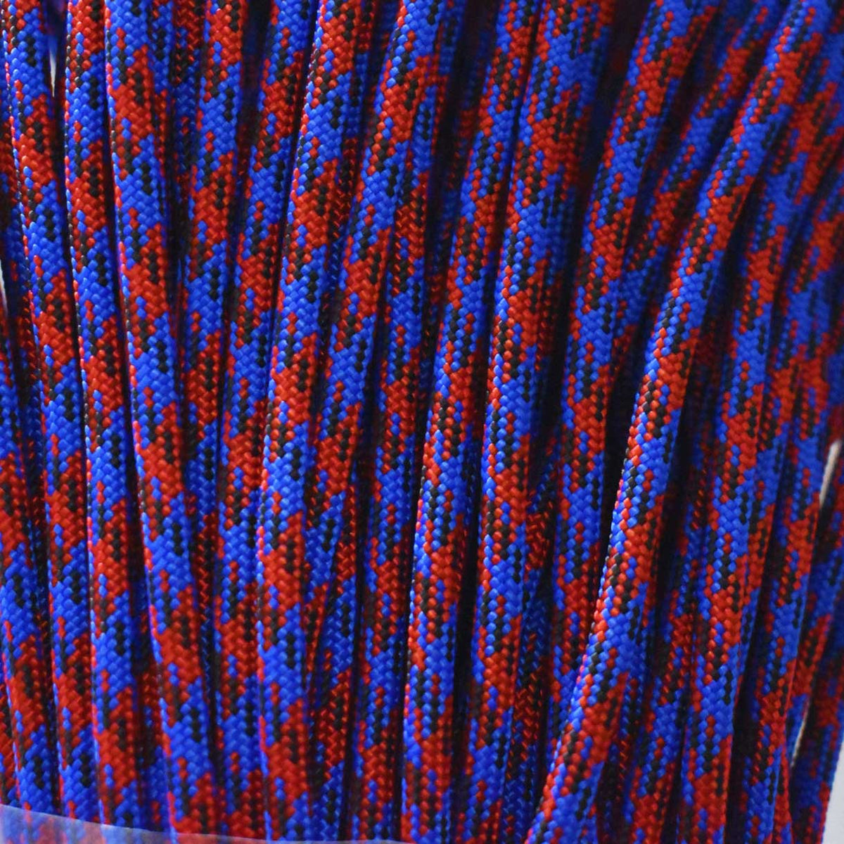 4 mm (5/32”) 550 Paracord Spiderman n Made in the USA Nylon/Nylon (100 ft) El Wood Braiding Co