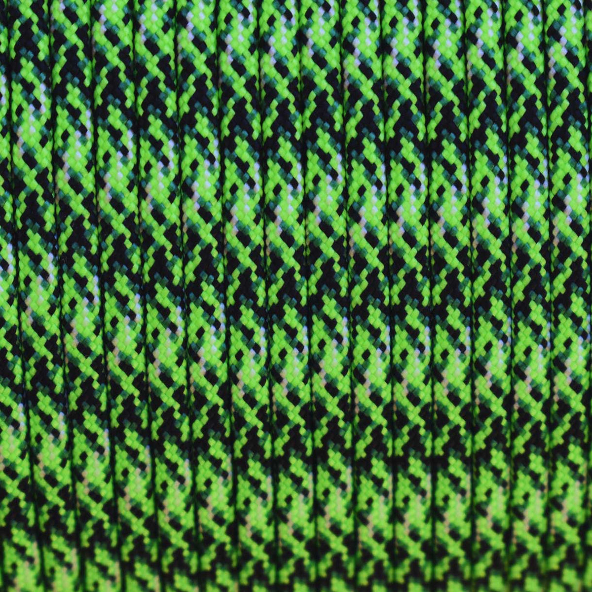 4 mm (5/32”) 550 Paracord Tsunami Green Made in the USA Nylon/Nylon El Wood Braiding Co