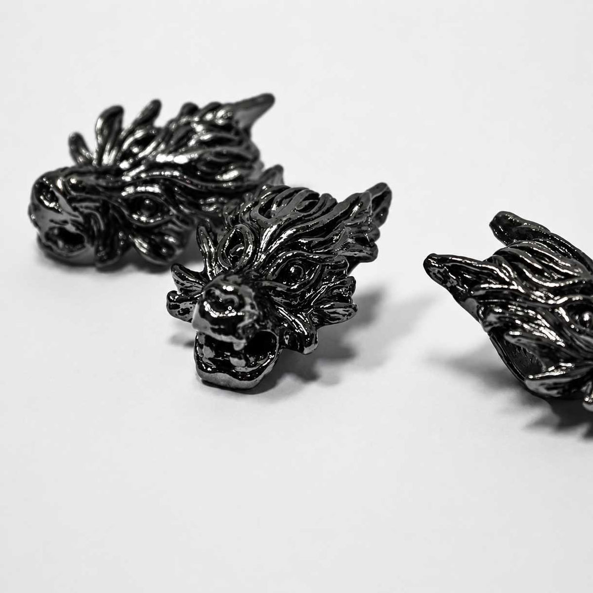 Black Wolf Bead (5 Pack) China