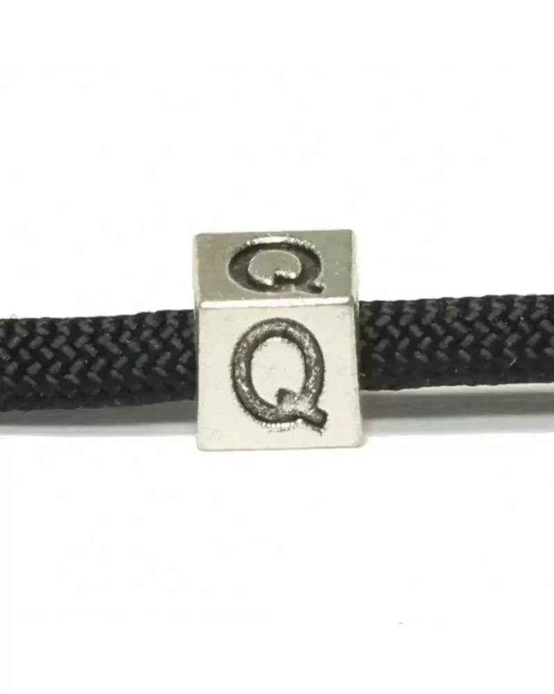 Metal Alphabet Letter Cube Bead - Q (1 pack) China