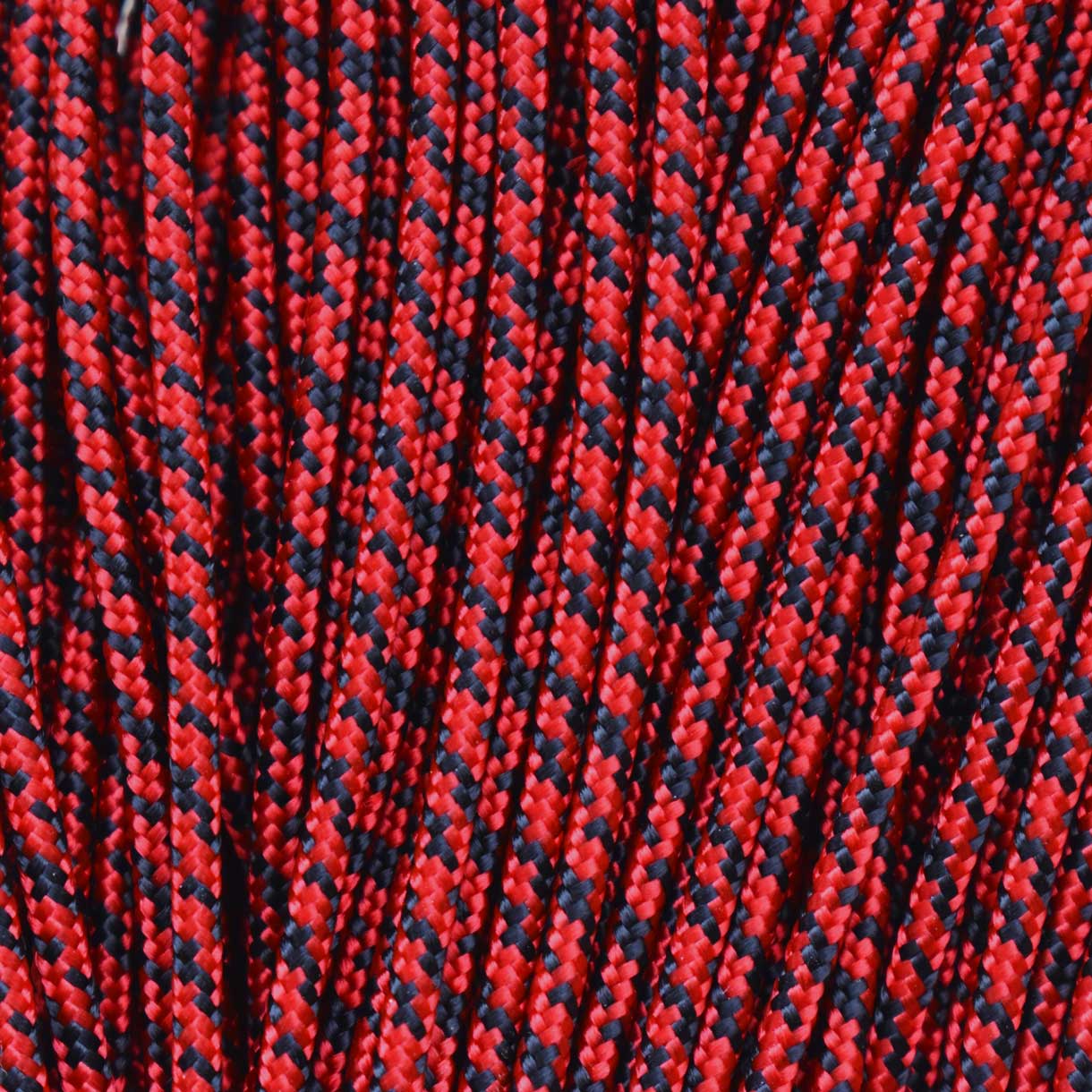 275 Tactical Paracord Imperial Red and Black Camo, Made in the USA Nylon/Nylon (100 ft)