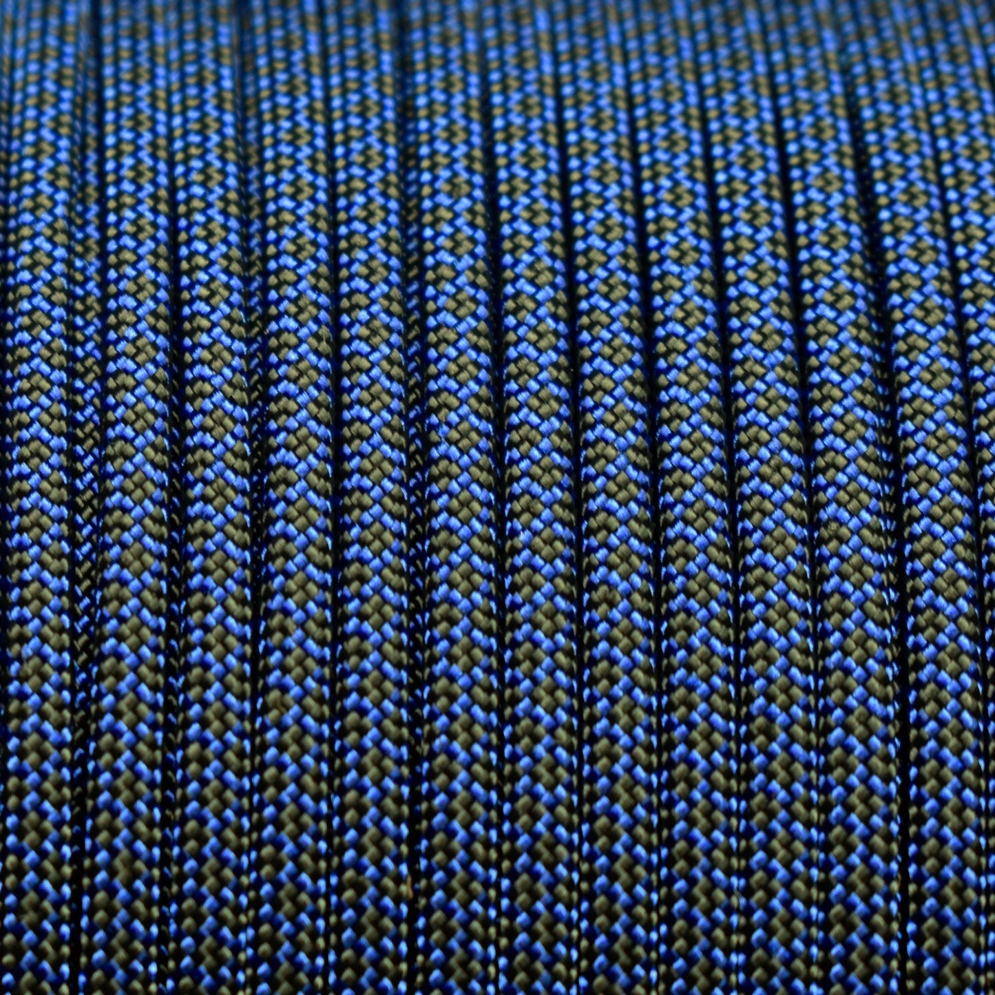 *550 Paracord Black w/Electric Blue Diamonds Made in the USA Nylon/Nylon (1000 FT.) - Paracord Galaxy