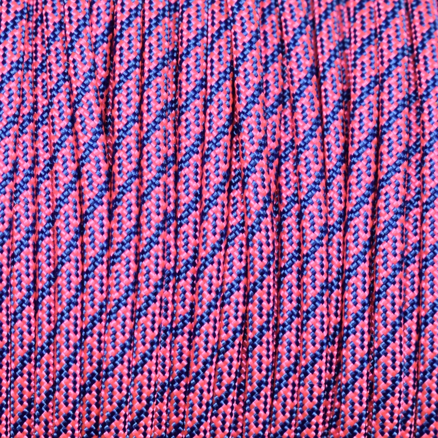 *550 Paracord Helix Neon Pink w/Electric Blue Made in the USA Nylon/Nylon (1000 FT.) - Paracord Galaxy