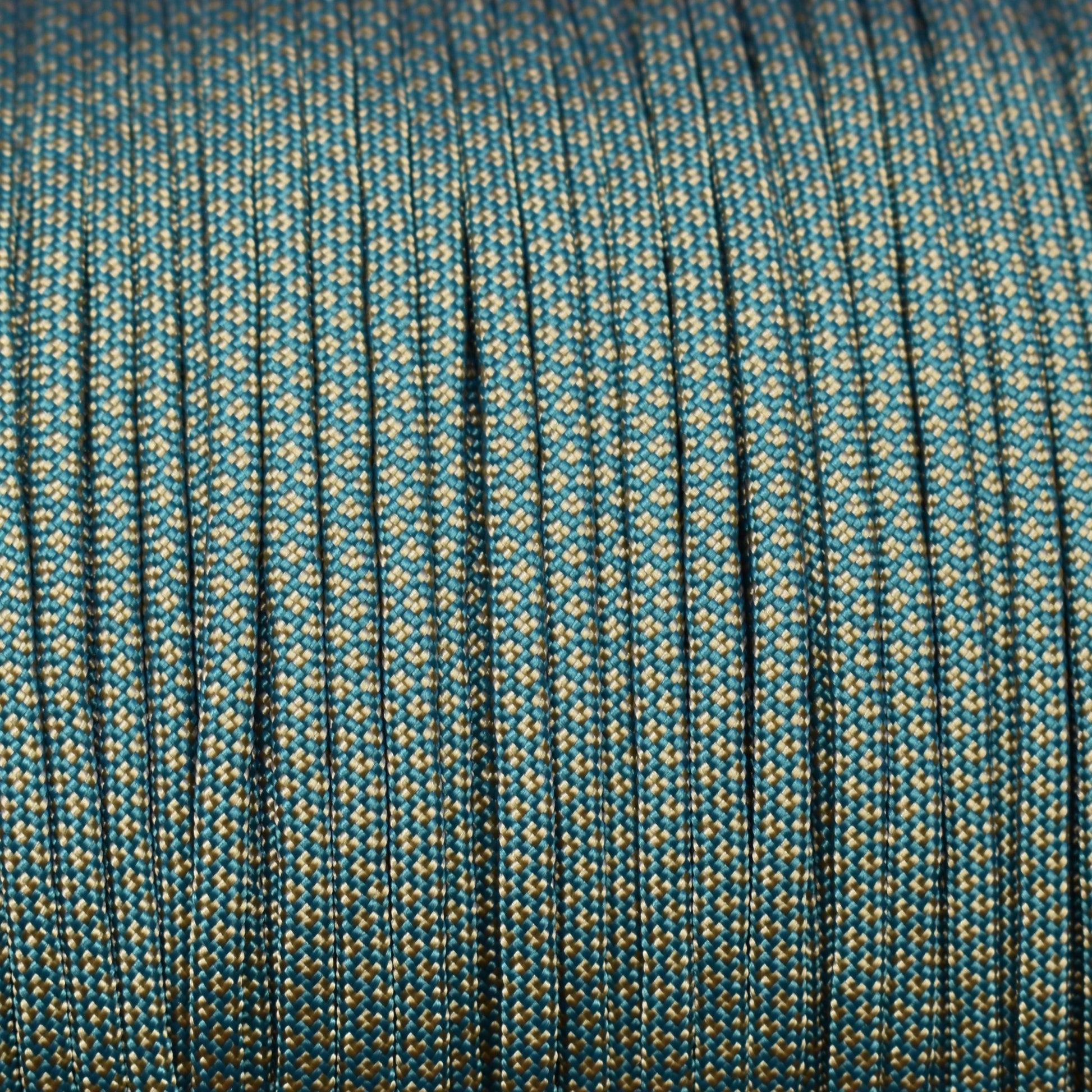 550 Paracord Teal with Gold Diamonds Made in the USA Nylon/Nylon (1000 FT.) - Paracord Galaxy