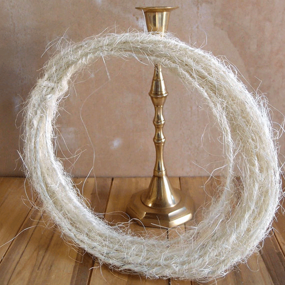 3 mm (1/8") Natural/White Wired Sisal Rope 32 Ft