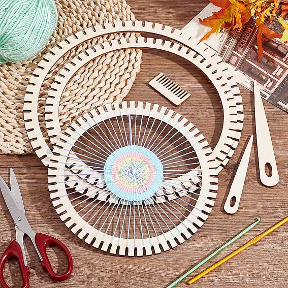 Wooden Circular Weaving Loom Set w/Comb and Teardrop Needles