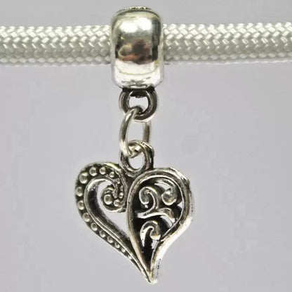 Dangling Floral Heart Charm (10 pack) - Paracord Galaxy